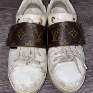 Louis Vuitton Sneakers: AUTHENTIC